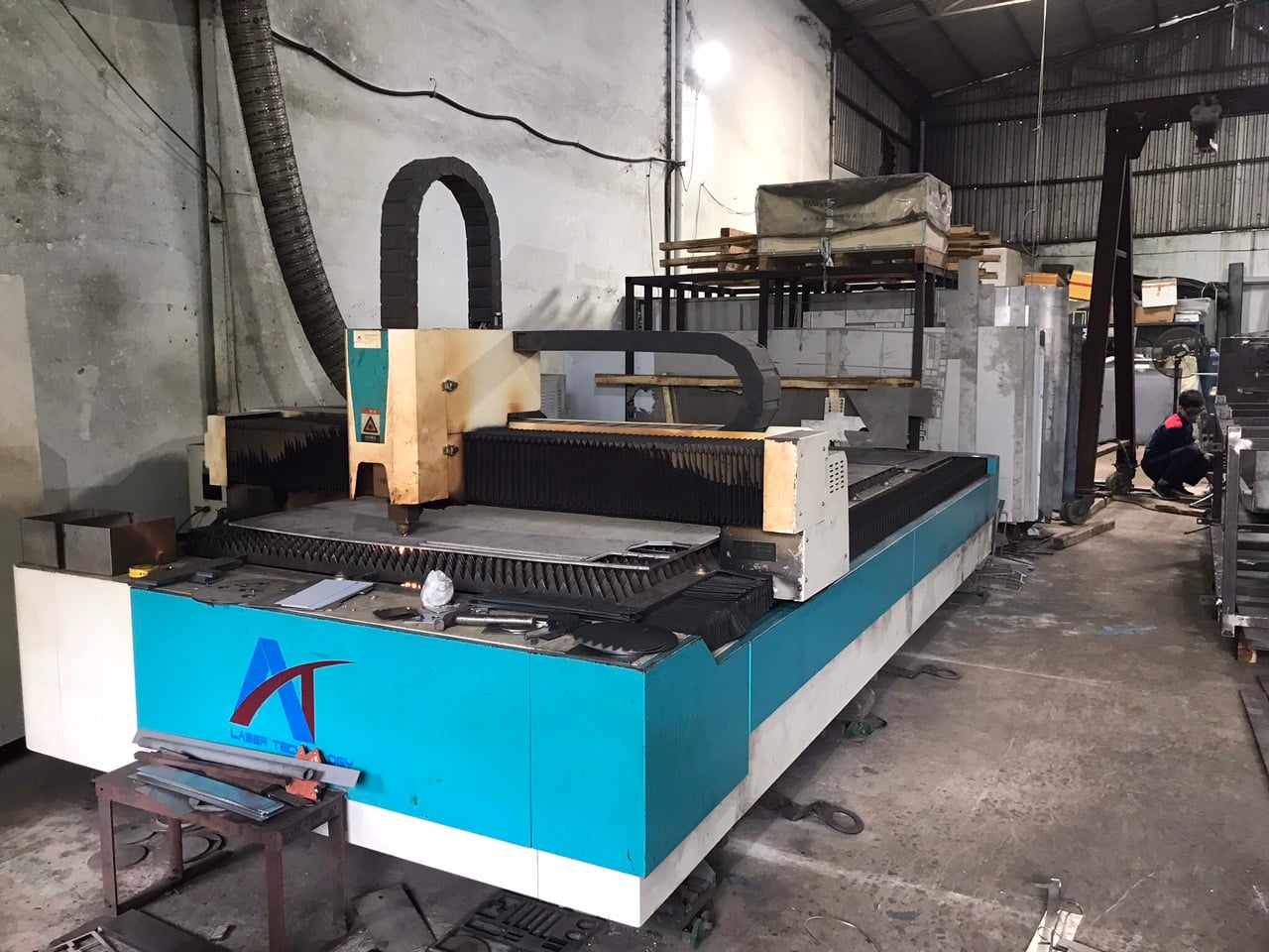 CNC laser cutting